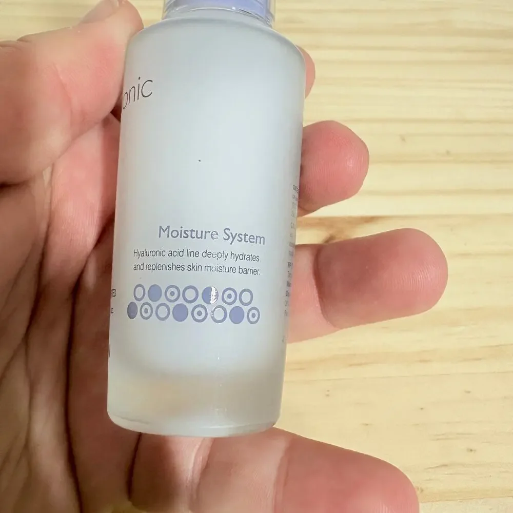 It’s Skin Hyaluronic Acid Moisture Serum Korean Beauty Skin Care 1.35 fl Oz